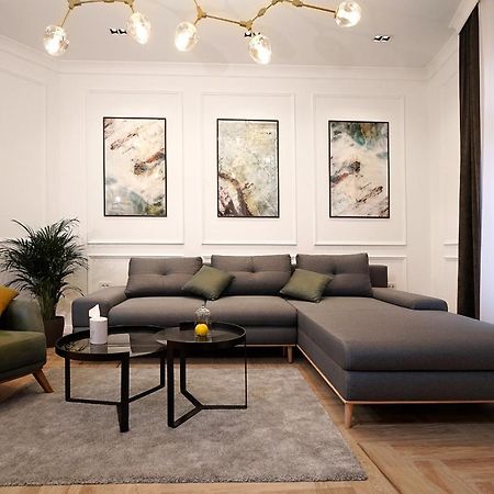 Luxury Apartments Donostia & Iruna Βελιγράδι Εξωτερικό φωτογραφία