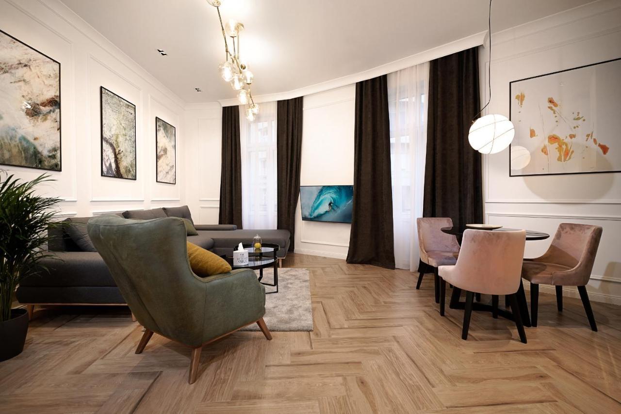 Luxury Apartments Donostia & Iruna Βελιγράδι Εξωτερικό φωτογραφία