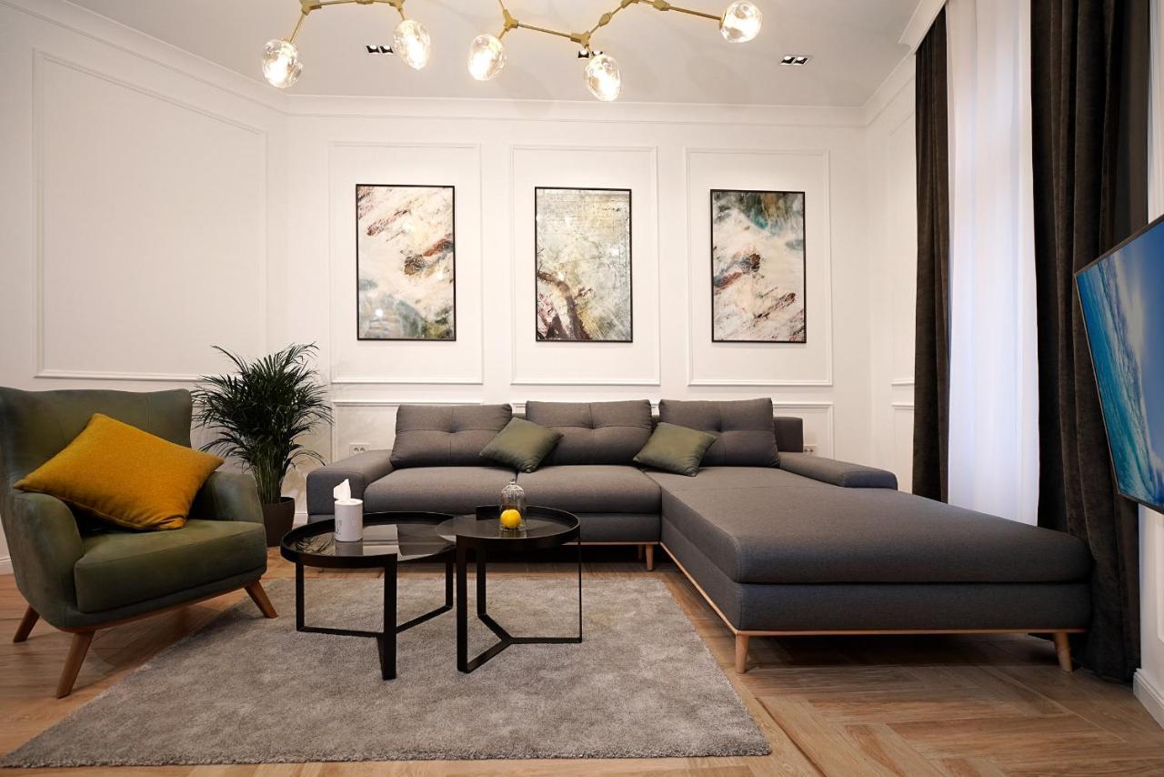 Luxury Apartments Donostia & Iruna Βελιγράδι Εξωτερικό φωτογραφία